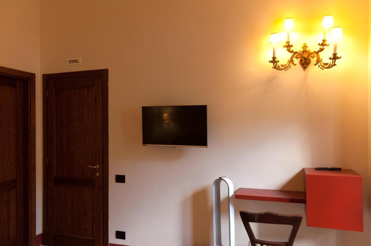 Palazzo Benucci Panzió San Gimignano Kültér fotó