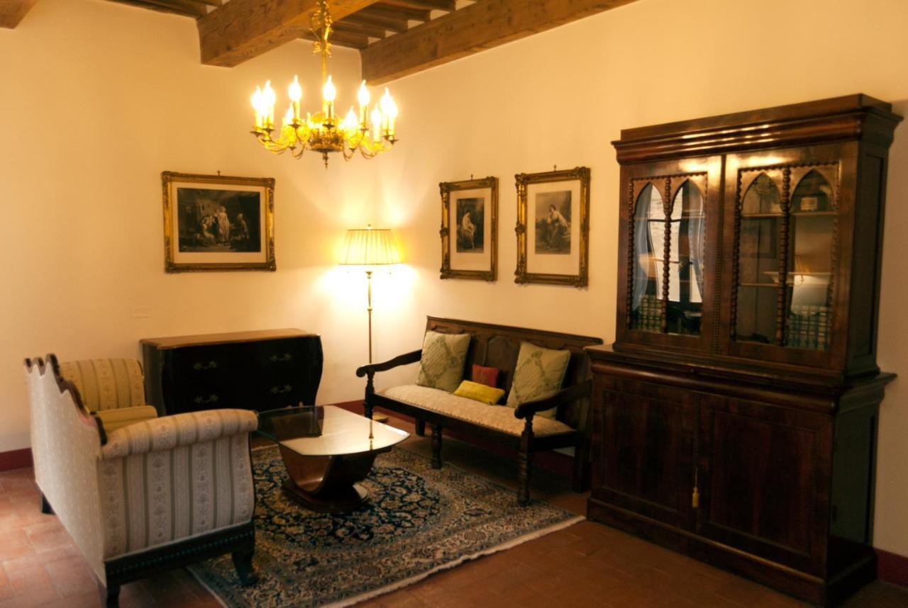 Palazzo Benucci Panzió San Gimignano Kültér fotó