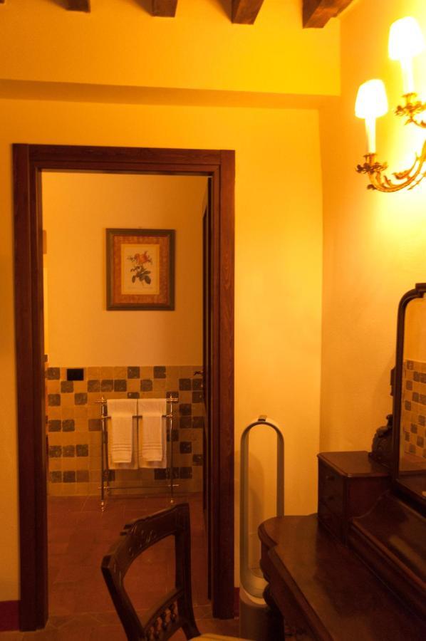 Palazzo Benucci Panzió San Gimignano Kültér fotó